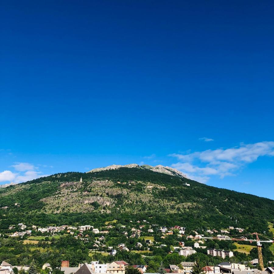 Comme A La Maison A La Montagne Briançon Eksteriør billede